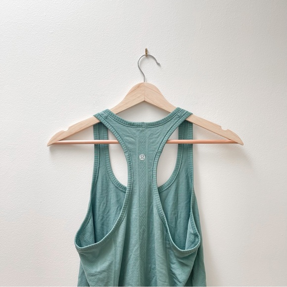 Lululemon Swiftly Tech Racerback in Frosted Pine - Picture 2 of 4